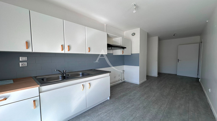 Ma-Cabane - Location Appartement REIMS, 86 m²