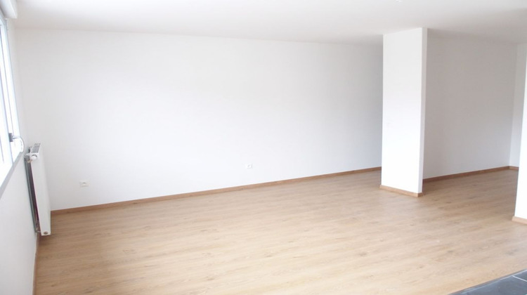 Ma-Cabane - Location Appartement REIMS, 35 m²