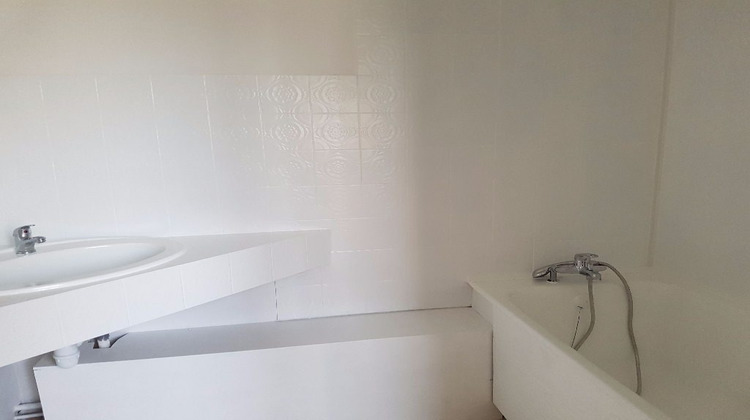 Ma-Cabane - Location Appartement REIMS, 65 m²