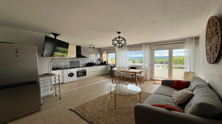 Ma-Cabane - Location Appartement REIMS, 75 m²