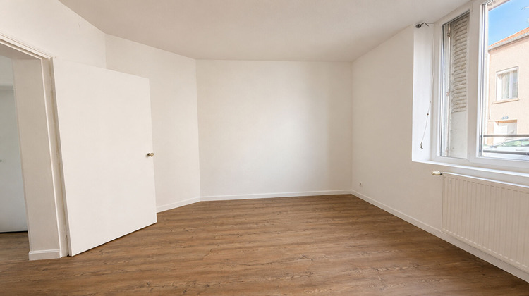 Ma-Cabane - Location Appartement REIMS, 45 m²