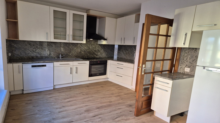 Ma-Cabane - Location Appartement Remiremont, 188 m²