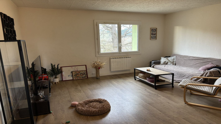 Ma-Cabane - Location Appartement REMOULINS, 55 m²