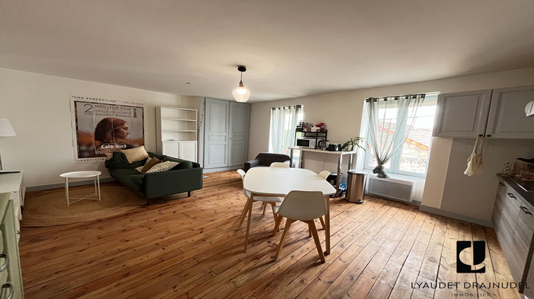 Ma-Cabane - Location Appartement RENAISON, 54 m²
