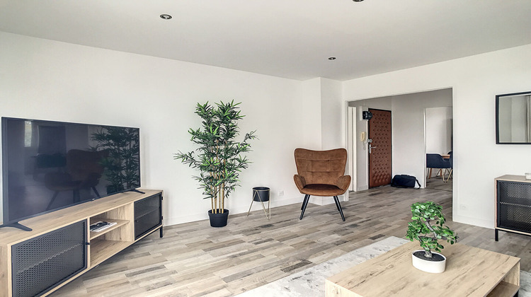 Ma-Cabane - Location Appartement REZE, 72 m²