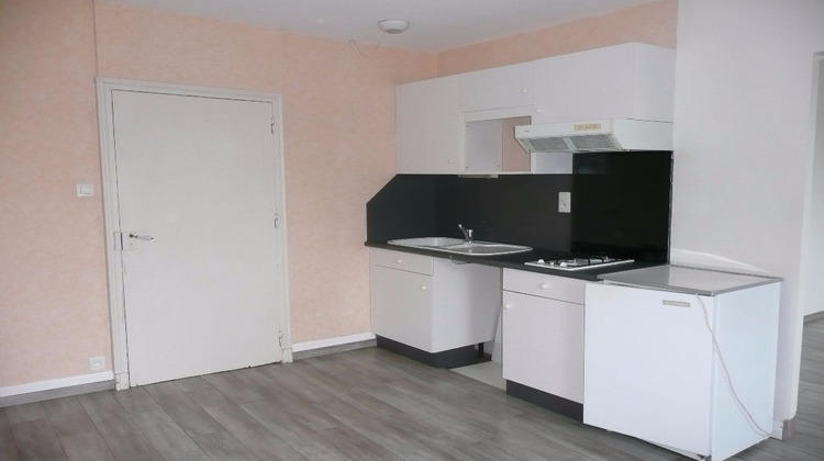 Ma-Cabane - Location Appartement RIGNAC, 58 m²