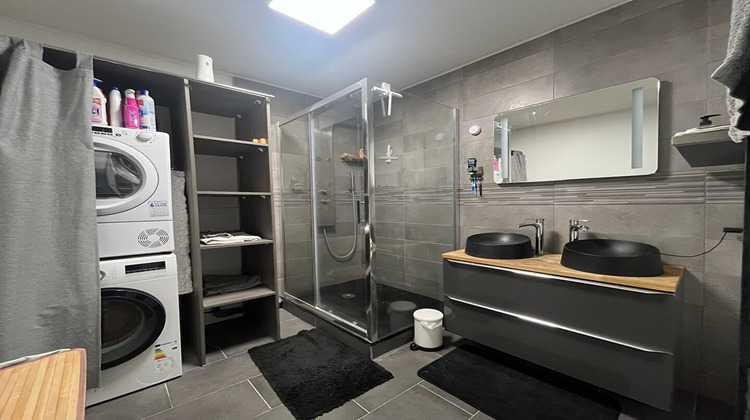 Ma-Cabane - Location Appartement RILLIEUX-LA-PAPE, 95 m²