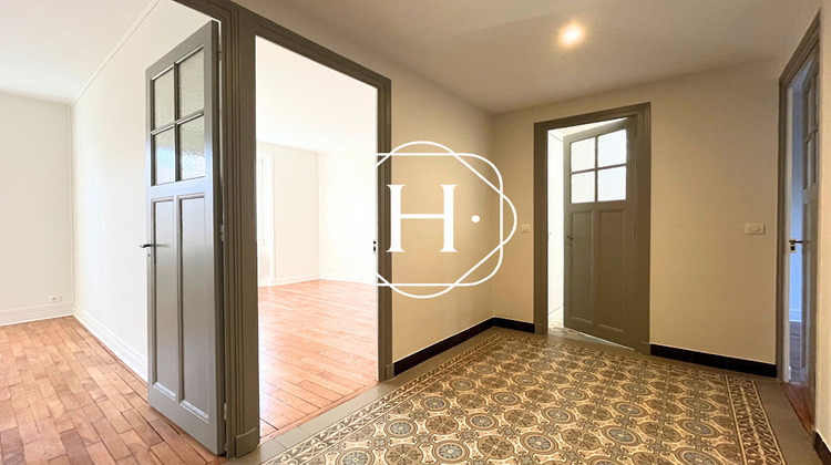 Ma-Cabane - Location Appartement RILLIEUX-LA-PAPE, 63 m²