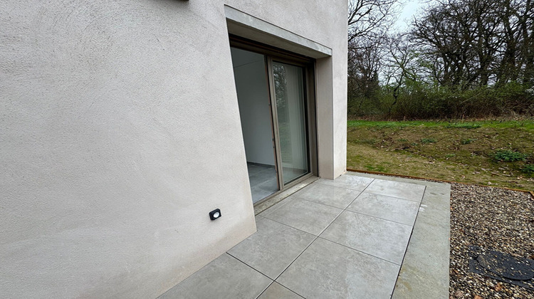 Ma-Cabane - Location Appartement RILLIEUX-LA-PAPE, 114 m²