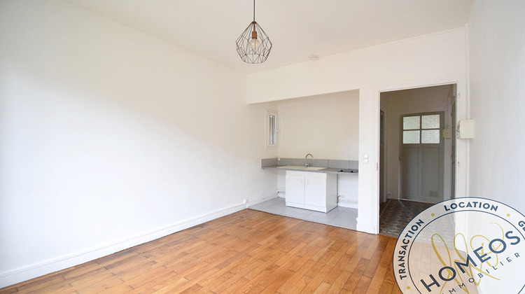 Ma-Cabane - Location Appartement RILLIEUX-LA-PAPE, 32 m²