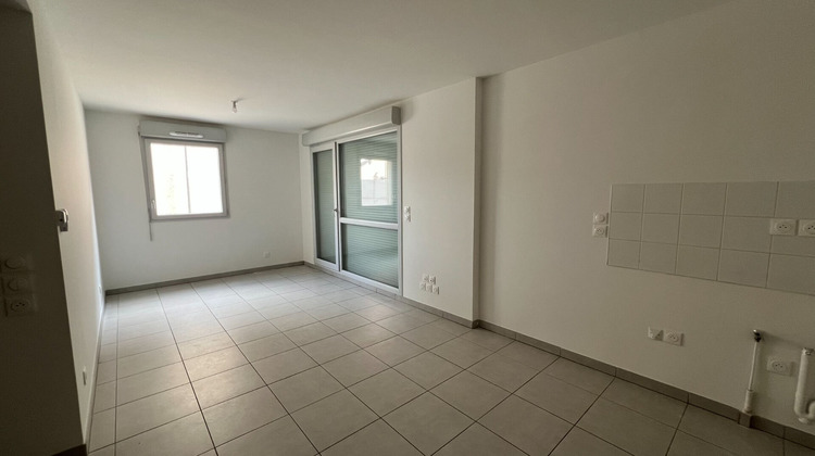 Ma-Cabane - Location Appartement RILLIEUX-LA-PAPE, 56 m²