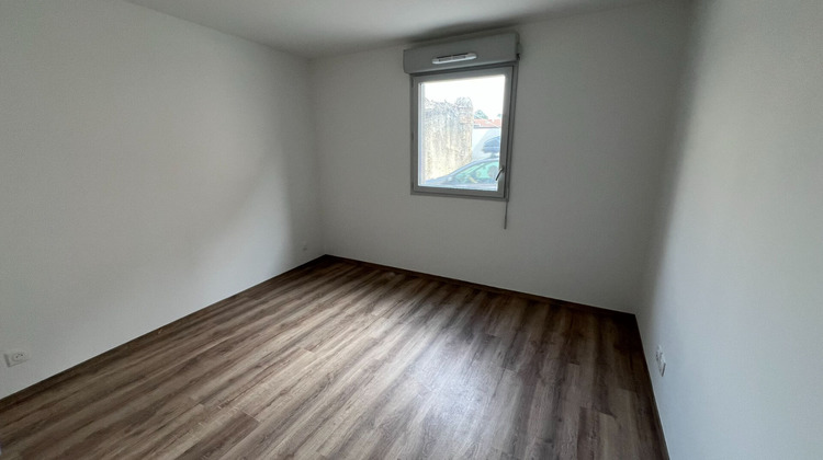 Ma-Cabane - Location Appartement RILLIEUX-LA-PAPE, 56 m²