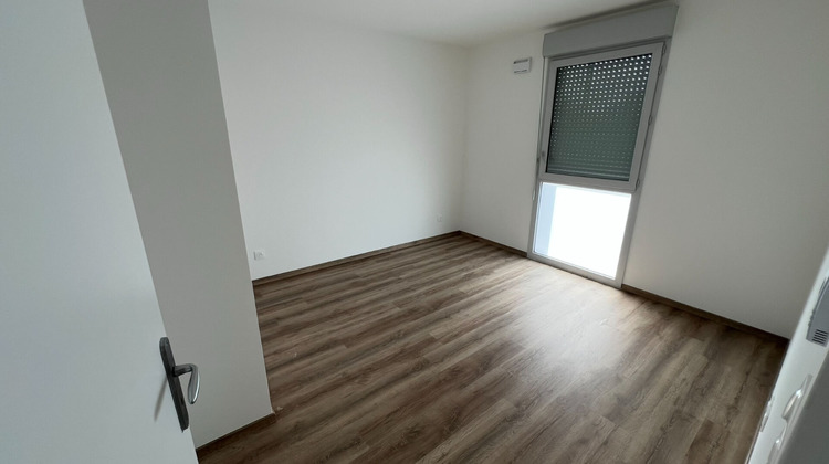 Ma-Cabane - Location Appartement RILLIEUX-LA-PAPE, 70 m²