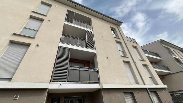 Ma-Cabane - Location Appartement RILLIEUX-LA-PAPE, 70 m²