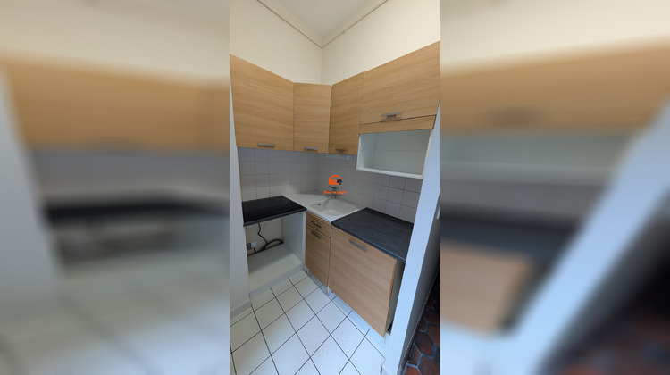 Ma-Cabane - Location Appartement Riom, 32 m²
