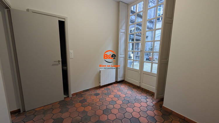 Ma-Cabane - Location Appartement Riom, 32 m²