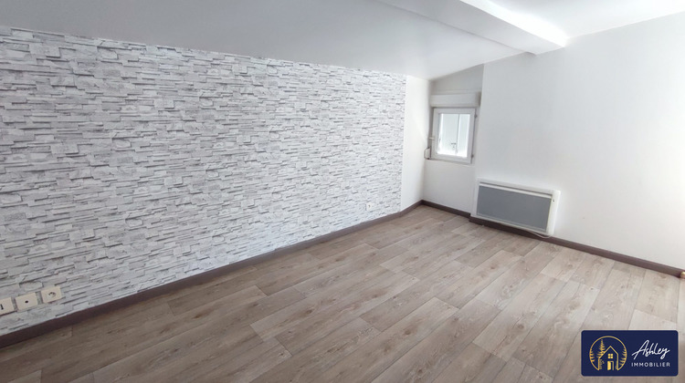 Ma-Cabane - Location Appartement Riom-ès-Montagnes, 45 m²