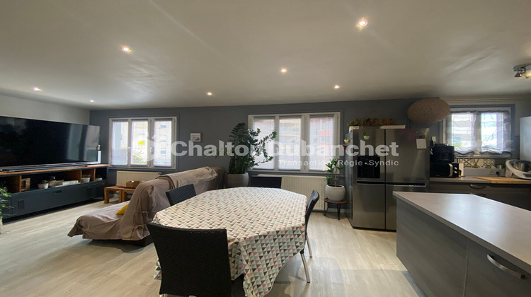 Ma-Cabane - Location Appartement RIORGES, 57 m²