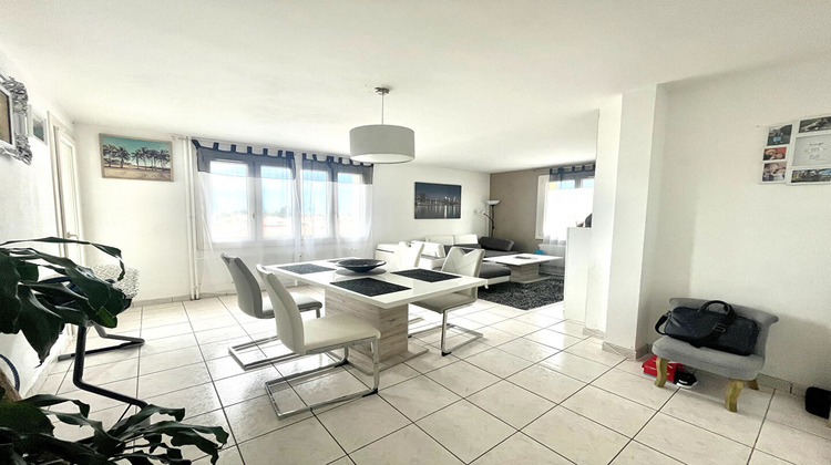 Ma-Cabane - Location Appartement RIORGES, 82 m²