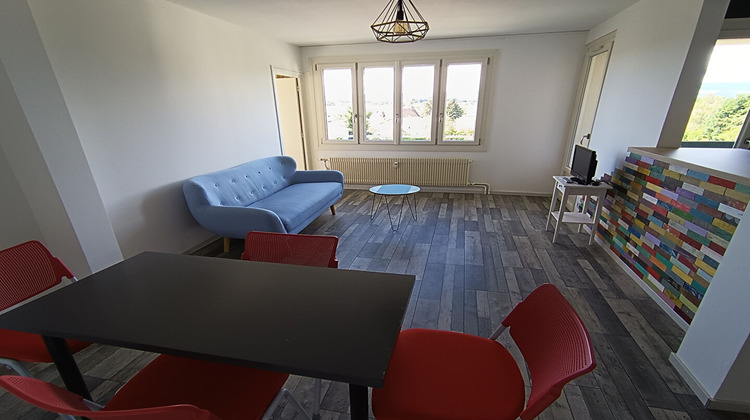 Ma-Cabane - Location Appartement RIORGES, 59 m²