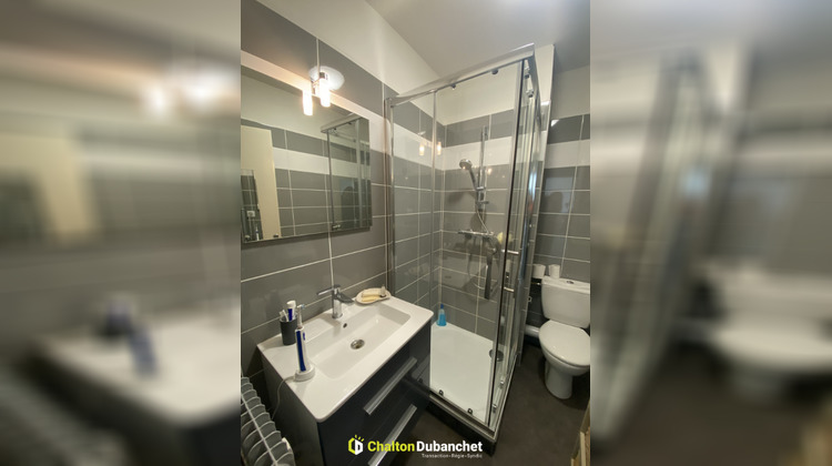 Ma-Cabane - Location Appartement RIORGES, 42 m²