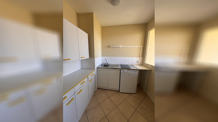 Ma-Cabane - Location Appartement Riorges, 26 m²