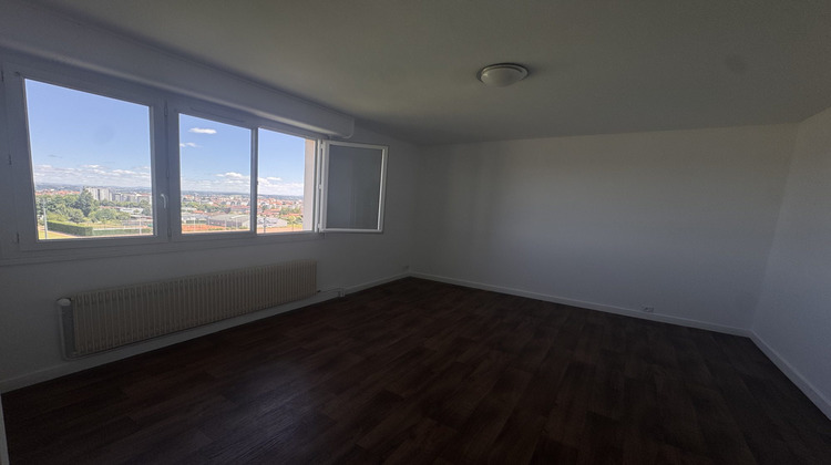 Ma-Cabane - Location Appartement Riorges, 26 m²
