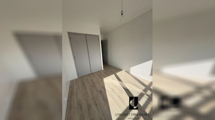 Ma-Cabane - Location Appartement RIORGES, 49 m²