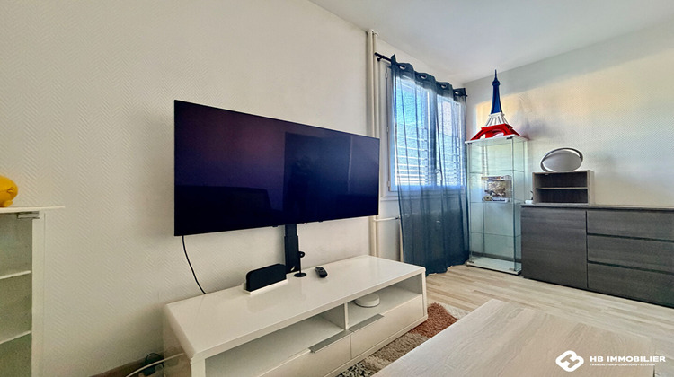Ma-Cabane - Location Appartement RIORGES, 43 m²