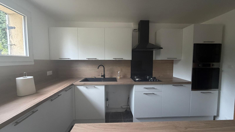 Ma-Cabane - Location Appartement RIS-ORANGIS, 74 m²