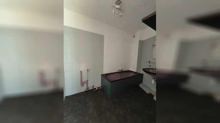 Ma-Cabane - Location Appartement RIVE DE GIER, 86 m²