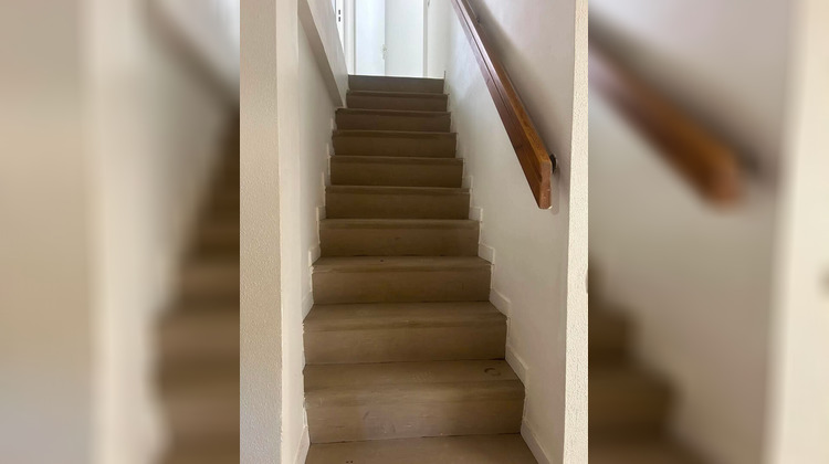 Ma-Cabane - Location Appartement RIVE-DE-GIER, 64 m²