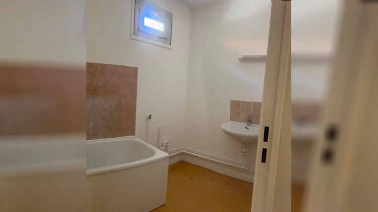 Ma-Cabane - Location Appartement RIVE-DE-GIER, 64 m²
