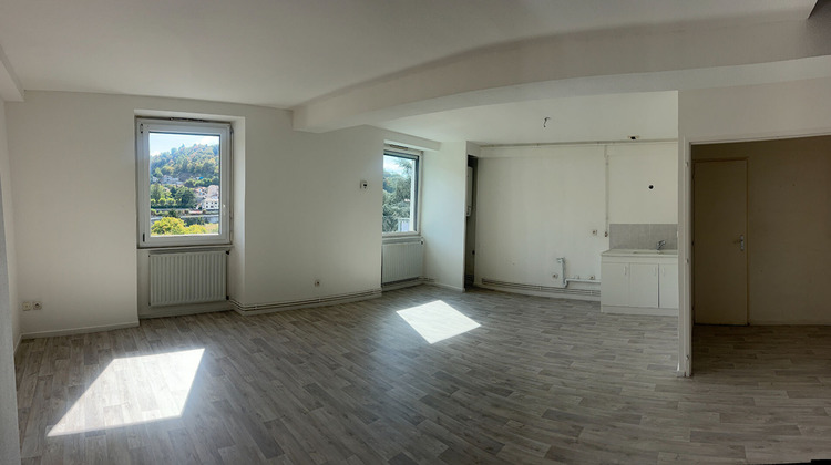 Ma-Cabane - Location Appartement RIVE-DE-GIER, 60 m²