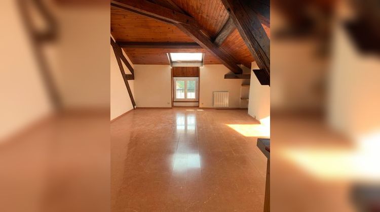 Ma-Cabane - Location Appartement RIVES, 35 m²