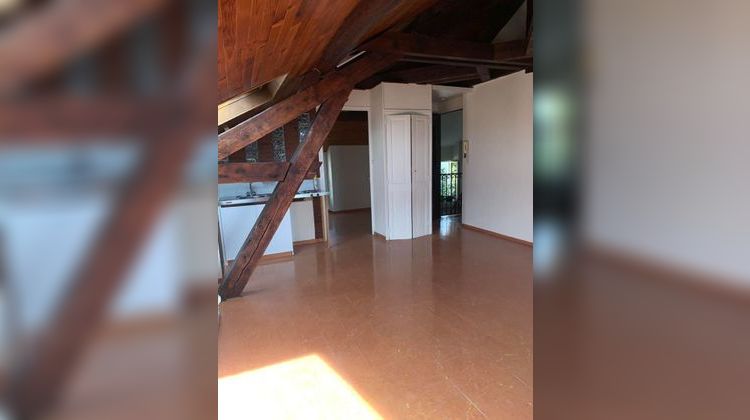 Ma-Cabane - Location Appartement RIVES, 35 m²