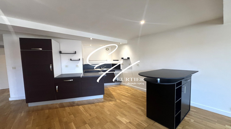 Ma-Cabane - Location Appartement RIVES, 49 m²