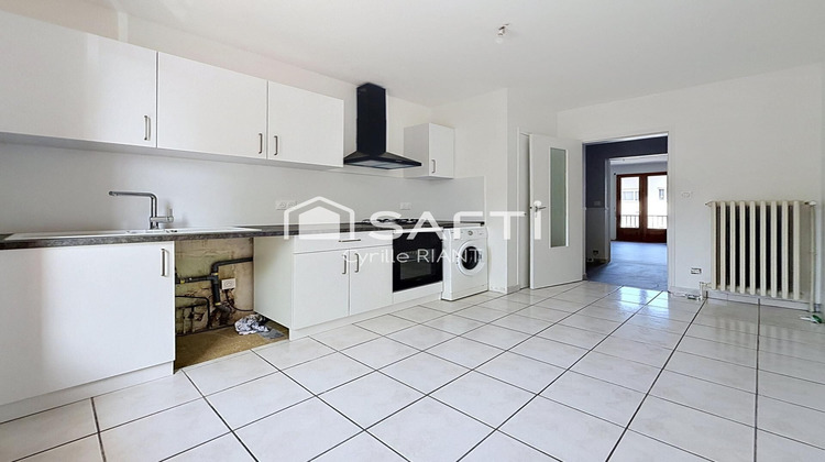 Ma-Cabane - Location Appartement Rives, 83 m²