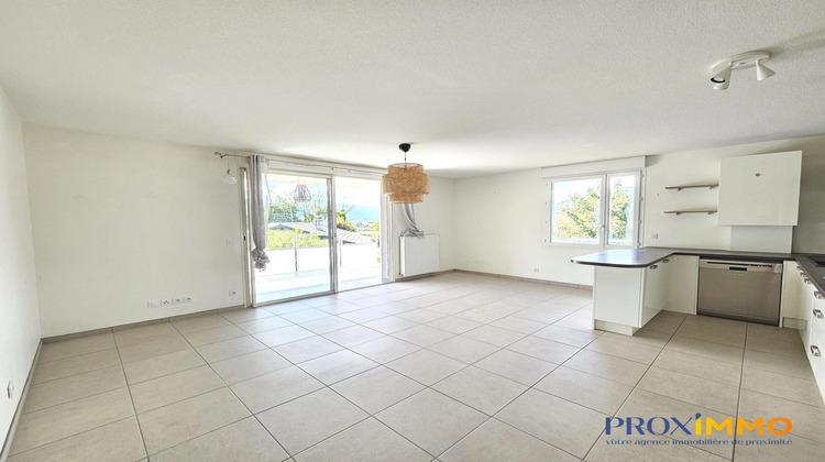 Ma-Cabane - Location Appartement Rives, 67 m²