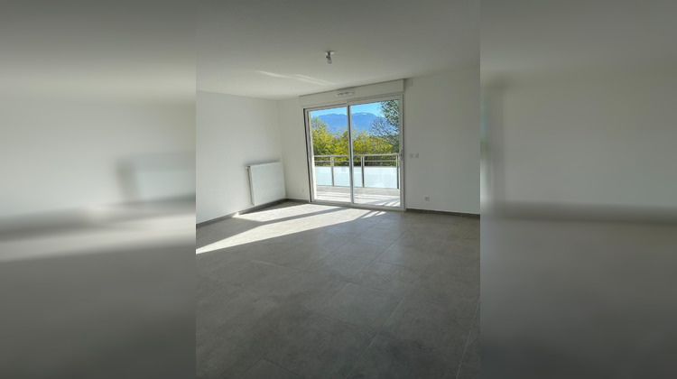Ma-Cabane - Location Appartement Rives, 85 m²