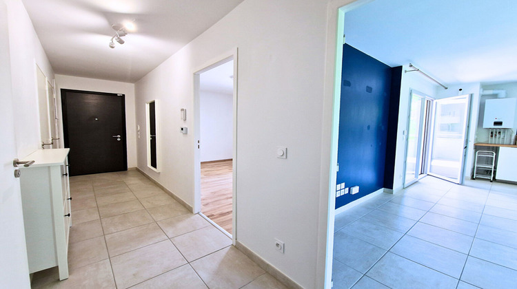 Ma-Cabane - Location Appartement RIVES, 71 m²