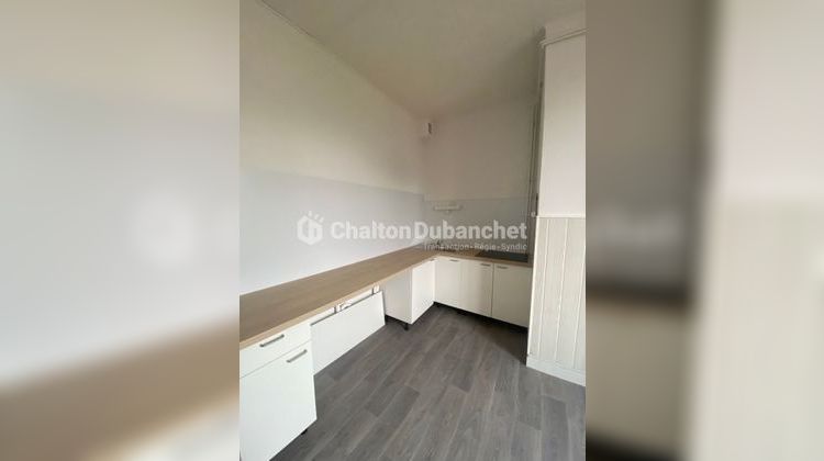 Ma-Cabane - Location Appartement ROANNE, 59 m²