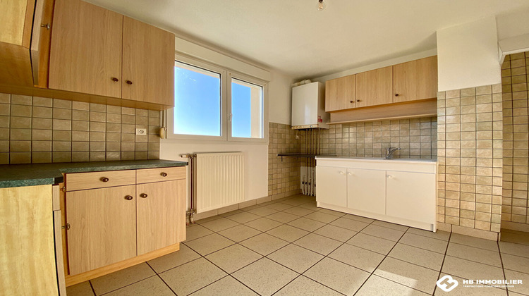 Ma-Cabane - Location Appartement ROANNE, 99 m²