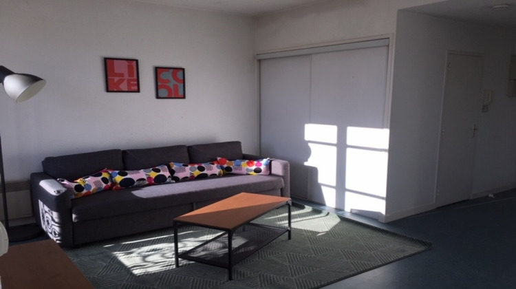 Ma-Cabane - Location Appartement ROANNE, 30 m²