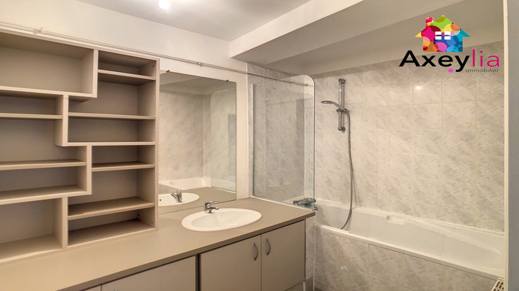 Ma-Cabane - Location Appartement Roanne, 70 m²