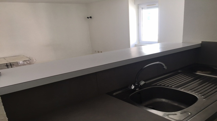 Ma-Cabane - Location Appartement ROANNE, 35 m²