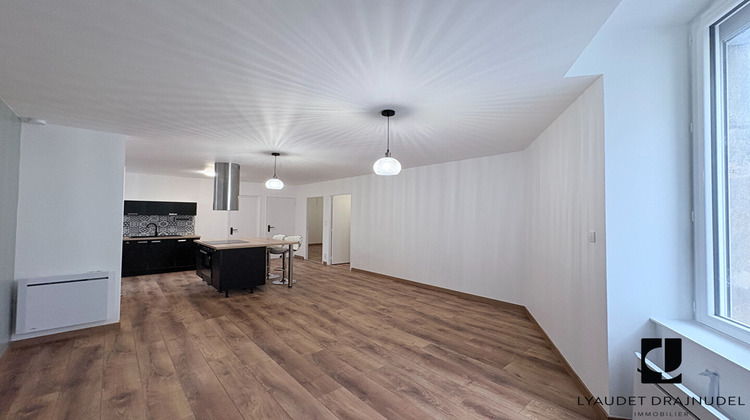 Ma-Cabane - Location Appartement ROANNE, 62 m²