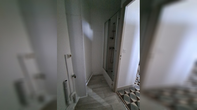 Ma-Cabane - Location Appartement ROANNE, 33 m²