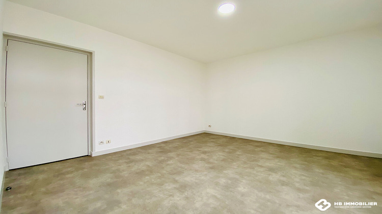 Ma-Cabane - Location Appartement ROANNE, 40 m²