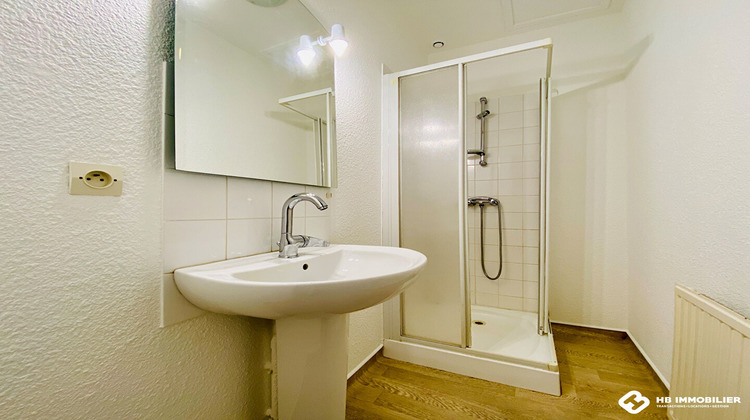 Ma-Cabane - Location Appartement ROANNE, 40 m²